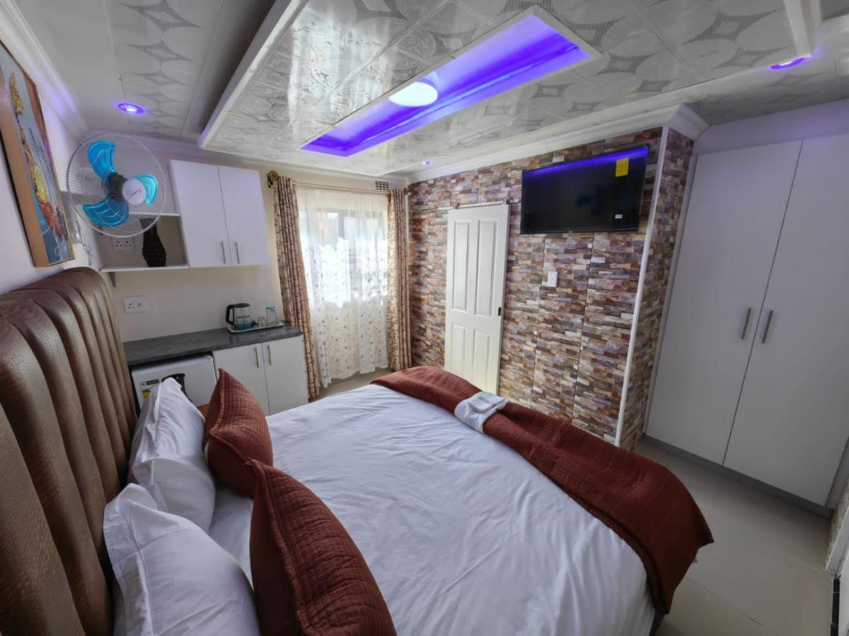 Homestay Essential Lodge23 *