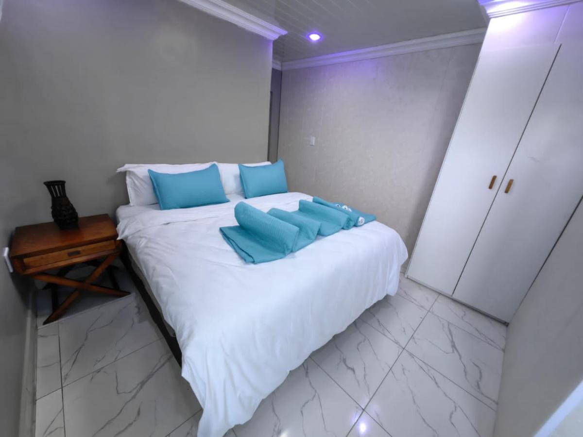 Essential Lodge23 * Cape Town
